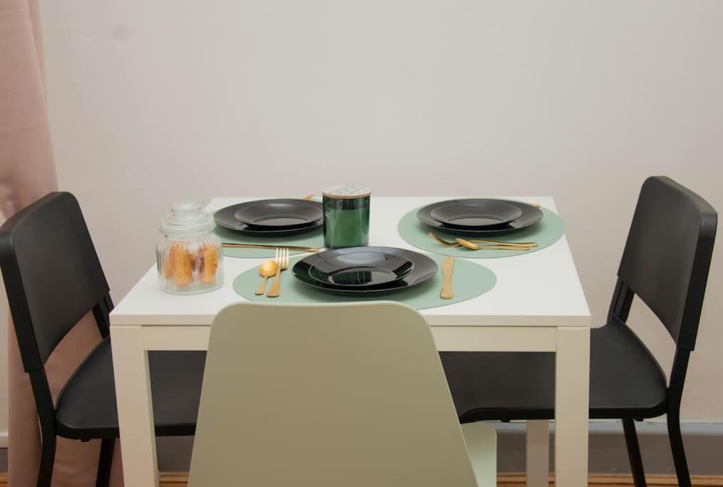 Appartement Le Moineau -Poterne -Parking Gratuit -Calme-Centre à Valenciennes Extérieur photo
